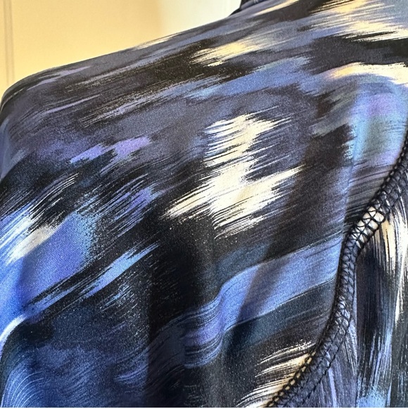 Talbots Long Sleeve Top with Blue and Black Pattern HALF ZIP PULLOVER - Picture 8 of 12